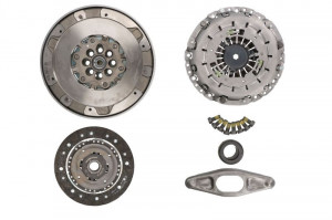 Volanta si kit ambreiaj LUK BMW E81 116d/118b 2006-2011