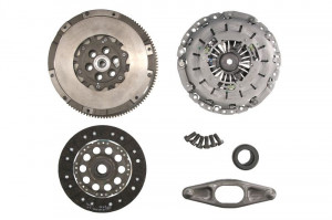 Volanta si kit ambreiaj Luk BMW E90 325xi/330i (2004-2011)