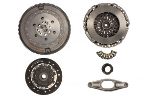 Volanta si kit ambreiaj Luk BMW F20 114d/116d (2011-2015)