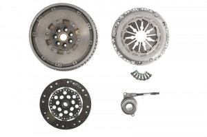 Volanta si kit ambreiaj Mitsubishi Carisma 1.9D (2000-2006)