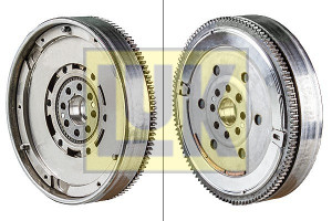 Volanta BMW Seria 5 (E39) 520 d-136cp, LUK 415 0121 10