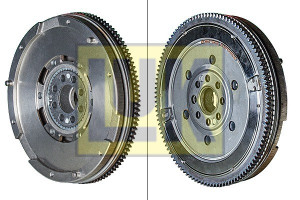 Volanta BMW Seria 7 (E38) 725 tds, LUK 415 0065 10
