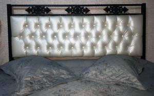 Pat dormitor tapitat , César fier forjat, tapiterie piele ecologica 160x200 cm