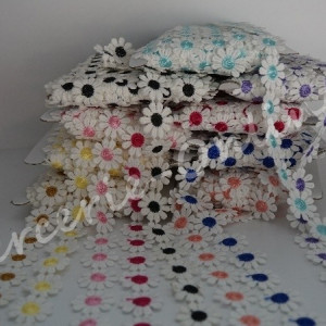 Dantela Bumbac cu Flori, mai multe culori disponibile (13metri/rola) Cod:0137