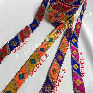 Banda brodata, cca 2.5cm (10metri/rola) Cod:1173