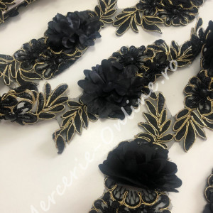 Dantela brodata lurex cu flori 3D si margele, cca 6.5cm (la metru) Cod:1260