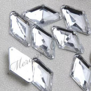 Pietre de cusut acrylic forma romb, 10x18mm (10bucati/pachet) Cod:2548