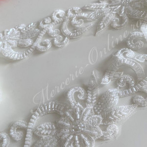 Dantela Brodata cu margele, cca 6cm (la metru) Cod:2456