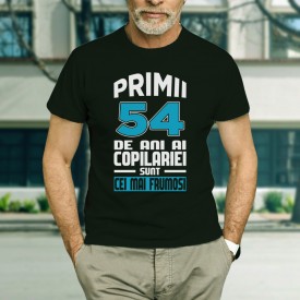 Primii 54 de ani ai copilariei