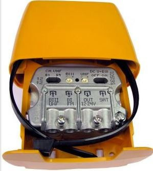 561521 -8424450160985 TELEVES - Amplificador Mastro NanoKom 3e/1s "EasyF": BIII/UHF[dc]-FMmix-FImix[dc] G 20/29- (-2) - (-2)dB Vs 105/107dBµV c/USOS. Alim. 12...24V (Passagem DC Comutável)