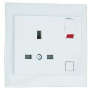 90184 CGE - TOMADA INGLESA C/INTERRUPTOR GELO EFAPEL 5603011575496