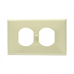 SURTEK SYS-136600 Placa de plastico para contacto duplex color marfil.