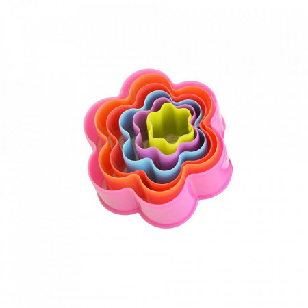 Set 6 forme multicolor pentru taiat foi de biscuiti, fursecuri, forma de floare