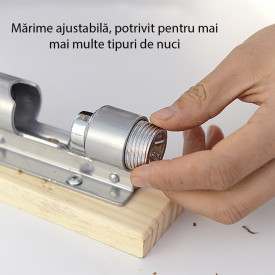 Spargator manual pentru nuci, awwaline, material otel si lemn