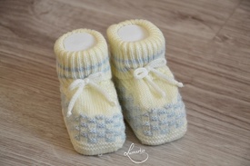 Botosei crosetati, Ivory-Bleu