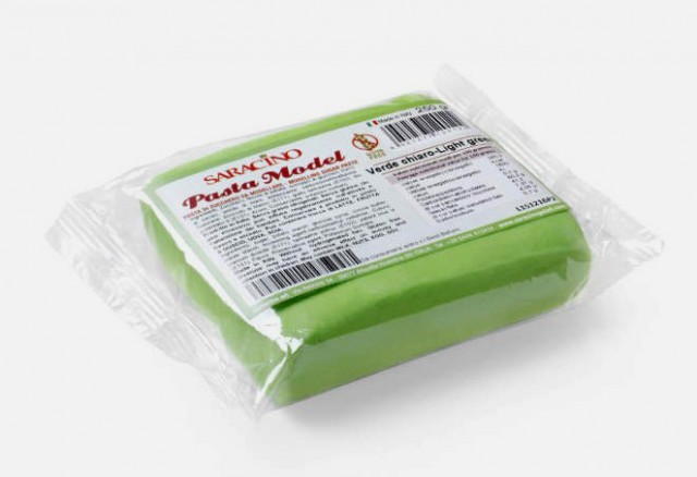 250 gr. Verde Chiaro. Pasta di zucchero Model Saracino. Gluten Free