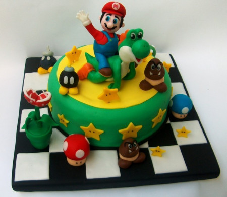 Torta decorata in pasta di zucchero Mario Bros 2