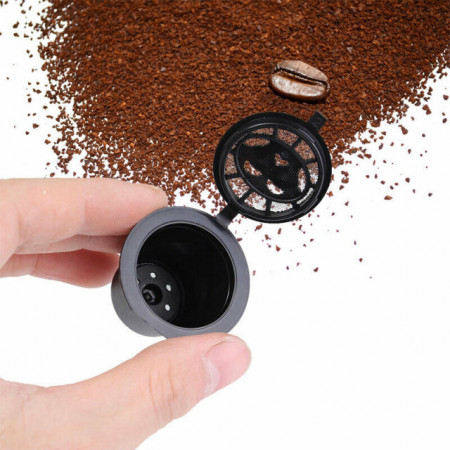 https://s.cdnmpro.com/199601778/p/m/6/6-capsule-nespresso-riutilizzabili-un-cucchiaino-e-una-spazzola~2908146.jpg
