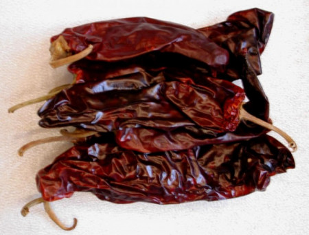 Peperoncino GUAJILLO. Piccantezza: 3/10