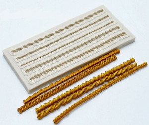 Collana Perle decorate Barocco. Stampo in silicone