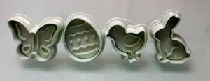 Farfalla Coniglio Uovo di Pasqua Pulcino. Set 4 Stampi espulsione Tagliapasta.