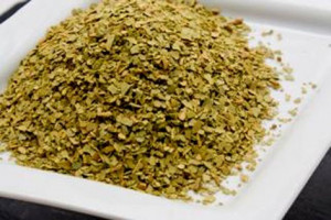 Alloro Contuso secco e frantumato. Spezia. 50 gr.