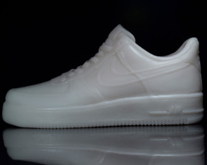 Sneaker. Scarpa Nike Air Force One Griffe di 18 cm. Stampo in silicone anche per Candele