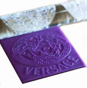 Versace Griffe. Mattarello Acrilico per decorazione