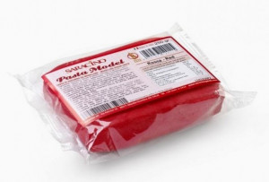 250 gr. Rosso. Pasta di zucchero Model Saracino. Gluten Free