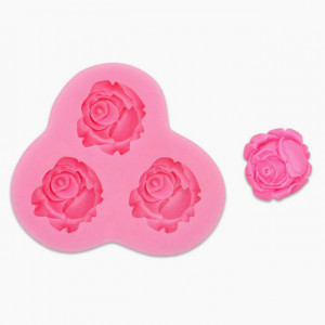 3 Rose di 2.7 x 2.5 cm. Stampo in silicone