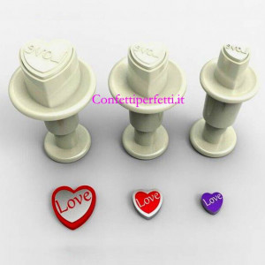 Cuori con scritta Love. Set 3 mini stampi ad espulsione. Originale Dekofee