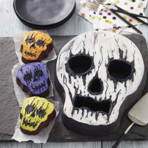 Teschio Halloween. Stampo Tortiera antiaderente. Wilton