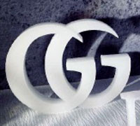 Grande Nuovo Logo Griffe Gucci 2 di 14 x h9 x 3 cm. Stampo in silicone anche per Candele