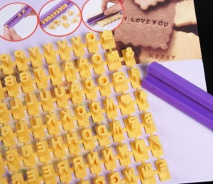Lettere e numeri a Timbro