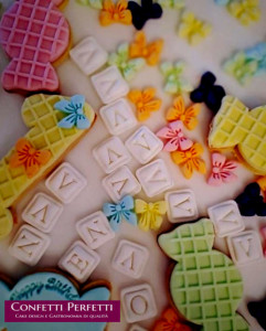 Set di 27 Cutter di Lettere con una cornice Quadrata e una a Bandiera. Stampo Alfabeto per Biscotti