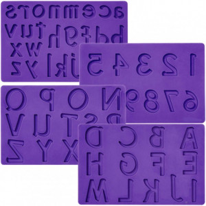Alfabeto con Lettere Maiuscole, Minuscole e Numeri. Set di 4 Stampi in silicone.