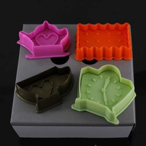 La Colazione. Set 4 Stampi espulsione Tagliapasta di varie misure.