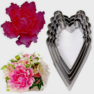Peonia. Set di 4 Cutter da 4.5 a 7.2 cm. Stampo in metallo