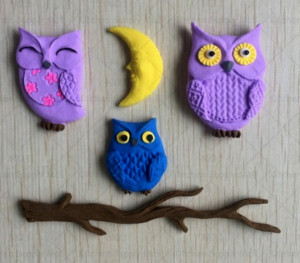 Stampo in silicone di 3 Gufi una Mezza Luna e un Ramo.