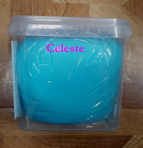  Celeste Frozen. Pasta di zucchero Confetti Perfetti. Gluten Free per il cake design