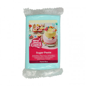 Azzurro Pastello. Pasta di zucchero FunCakes. Pastel Blue. 250 gr. Senza Glutine e Kosher