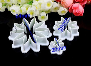Margherita. 3 Stampi in plastica per decorazioni dolci