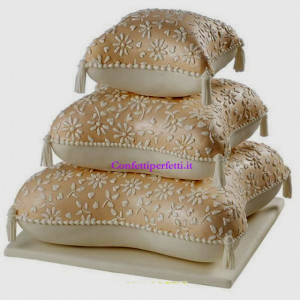 Set di 3 Stampi Tortiera Cuscino. Wilton.
