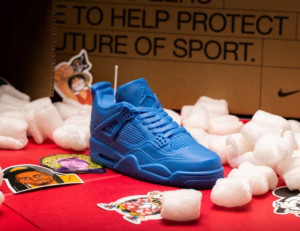 Bellissima Sneaker di 23.5 cm. Scarpa Nike Air Jordan Retro 4. Stampo in silicone a grandezza naturale anche per Candele