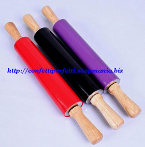 Mattarello 46 cm. Liscio e Antiaderente in silicone. Rullo indipendente e manici in legno.