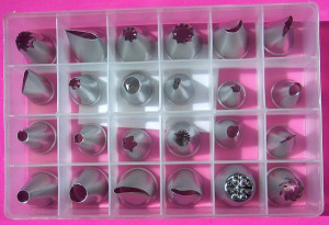 Set A di 24 Beccucci. Set professionale per decorazione.