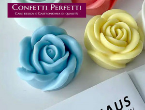 Splendida Rosa di 6 x 5.7 x 3.2 cm. Stampo in silicone anche per Candele