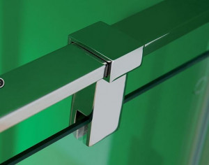 BOX DOCCIA IN CRISTALLO CON PORTA BATTENTE "TPB72"