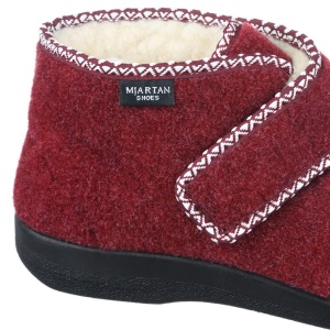 Ghete de casa ortopedice imblanite femei Mjartan 815-T05, bordo