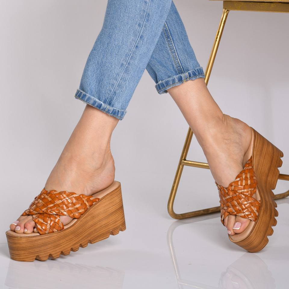 Papuci Dama Zane Camel- Need 4 Shoes